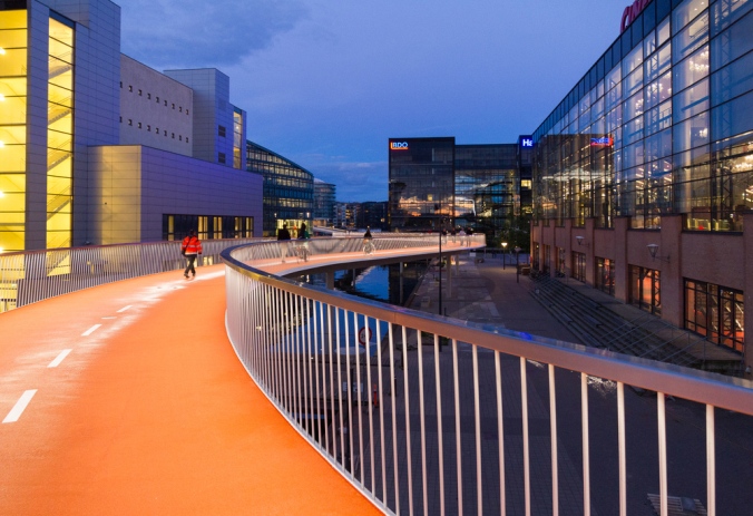 3034251-slide-i-2-this-bright-orange-skyway-is-copenhagens-newest-bike-lane